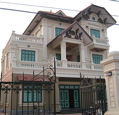 Nhà anh Hùng